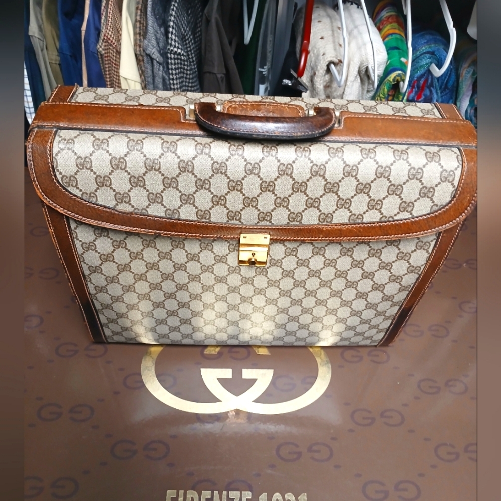 Vintage Leather Gucci Briefcase